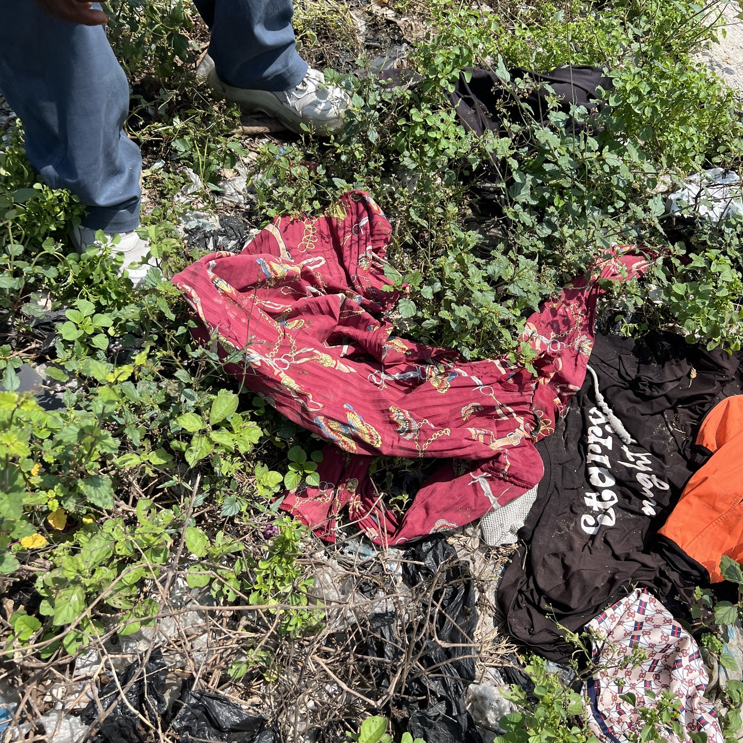 Zweiteiliges Upcycling-Set – Rot