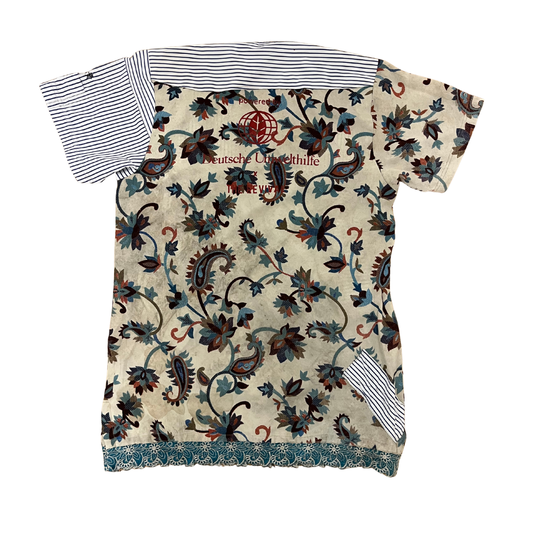 Upcycling-Bluse mit verschiedenen Mustern