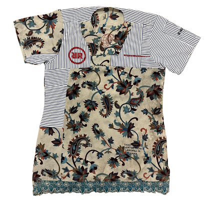 Upcycling-Bluse mit verschiedenen Mustern