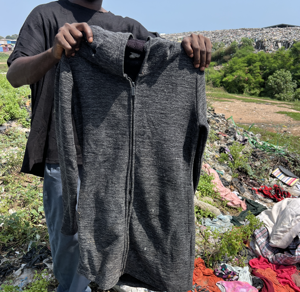 Upcycling-Hoodie-Cardigan